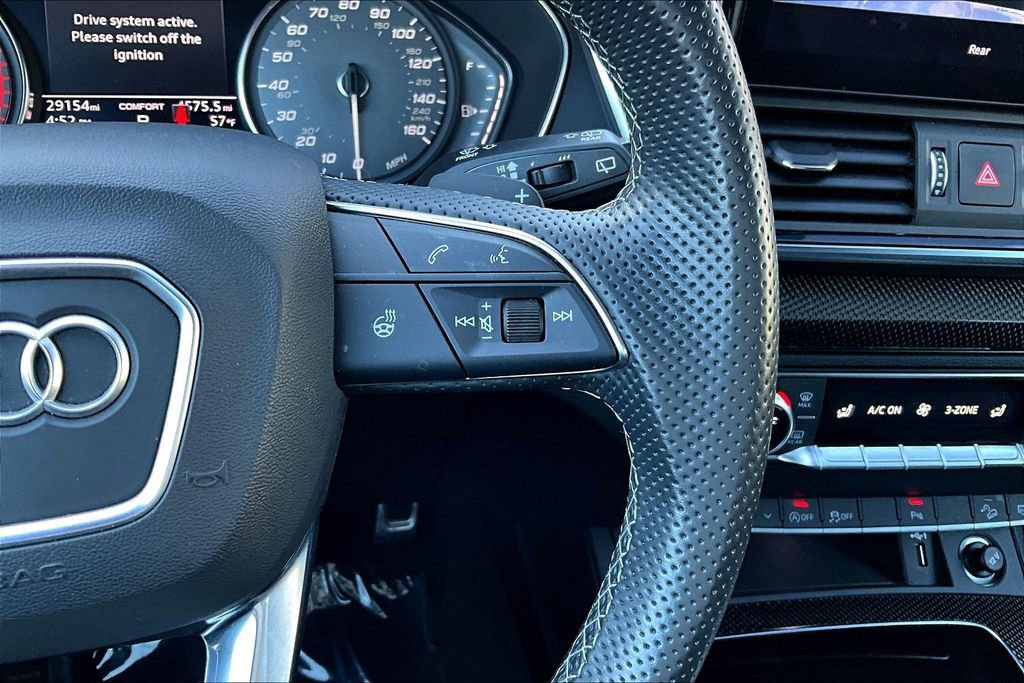 Used 2022 Audi SQ5 Premium w/ Convenience Package image 12