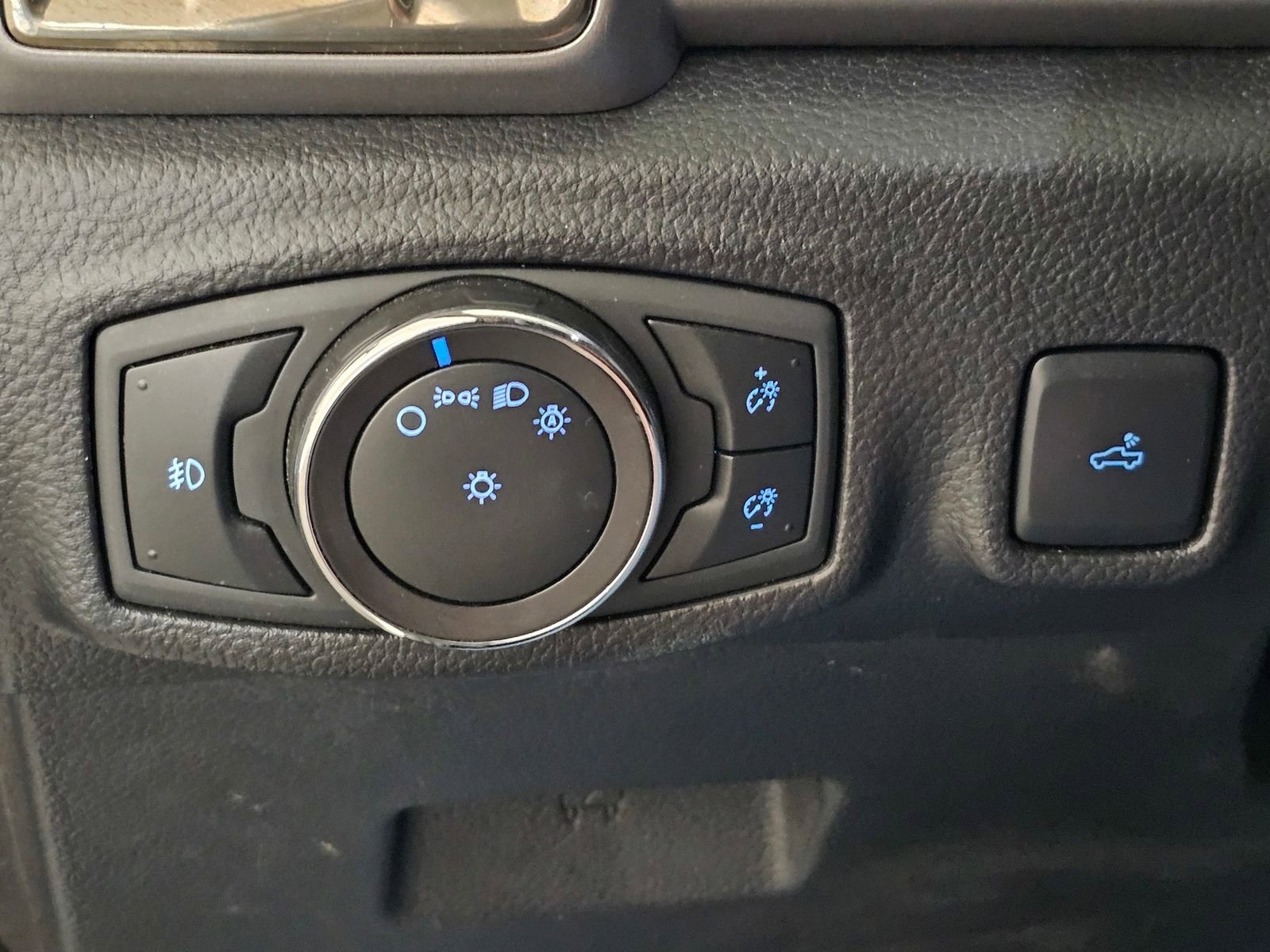 Used 2019 Ford Ranger XLT w/ FX4 Off-Road Package AWD/4WD image 17