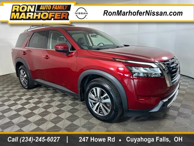 Used 2023 Nissan Pathfinder SL image 1