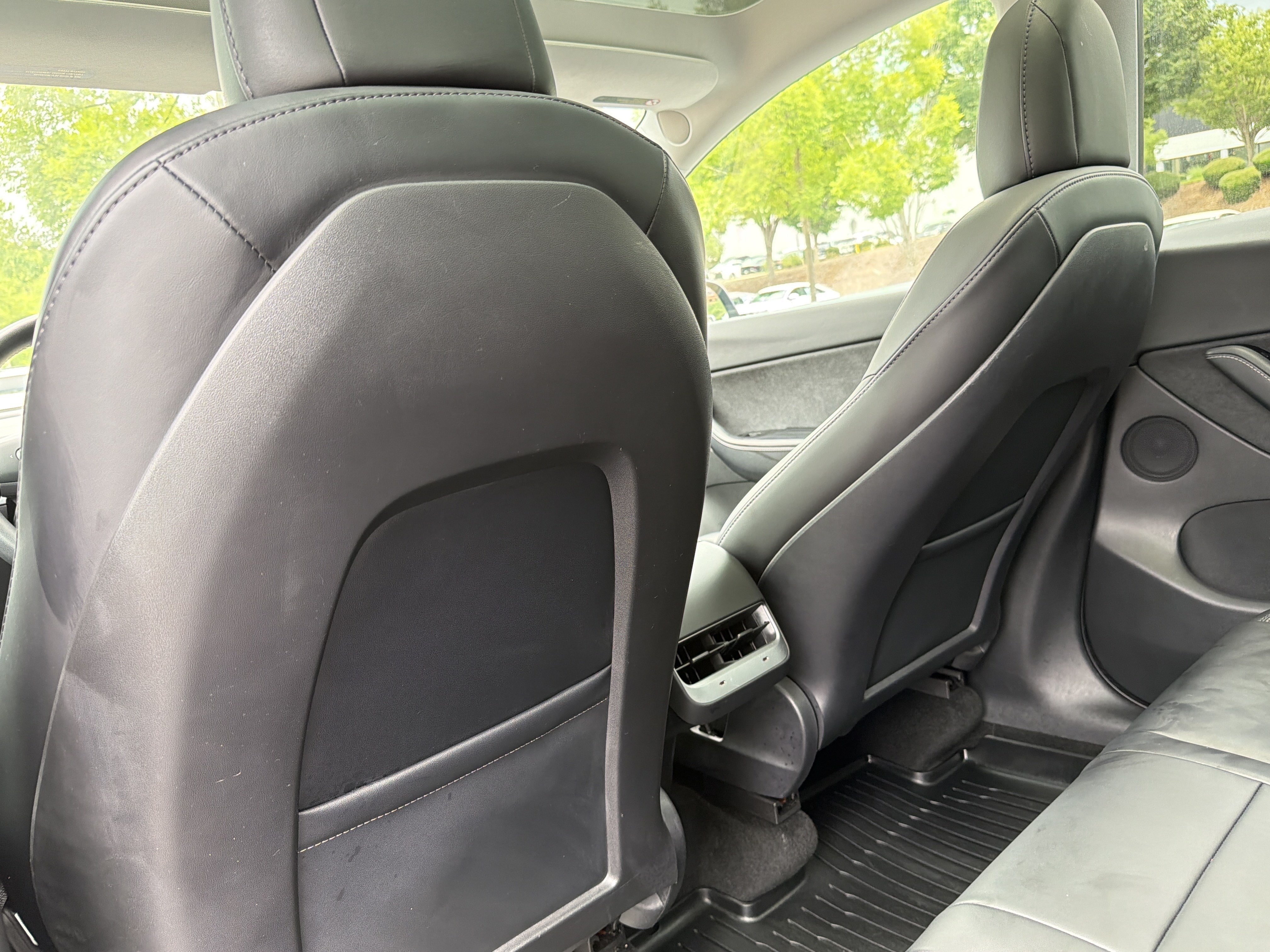 Used 2021 Tesla Model Y Long Range AWD/4WD image 17