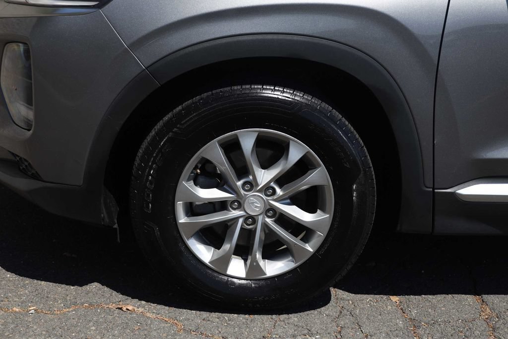Used 2019 Hyundai Santa Fe SE AWD/4WD image 13