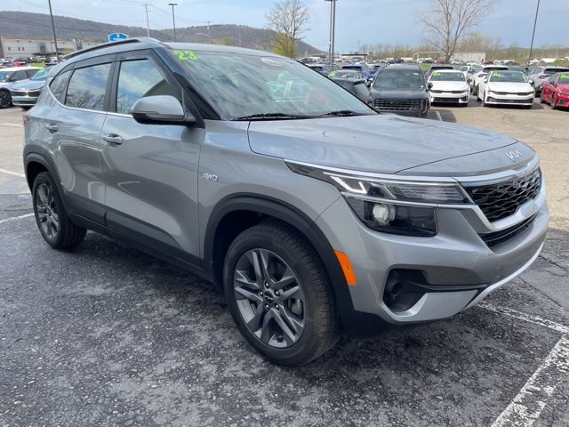 Certified 2023 Kia Seltos S w/ Navigation Package AWD/4WD image 6