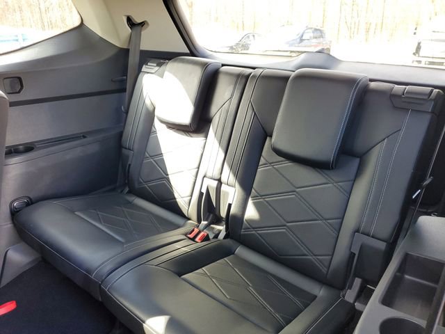 Used 2024 Volkswagen Atlas SE image 31