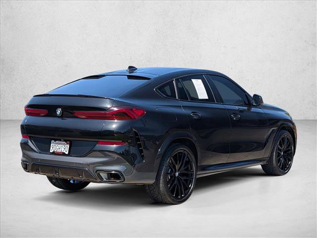 Used 2022 BMW X6 xDrive40i w/ M Sport Package AWD/4WD image 5