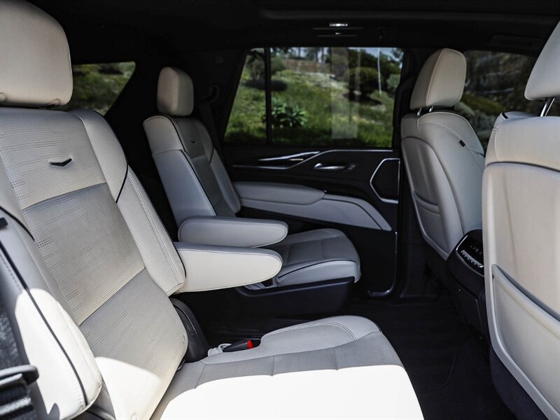 Used 2022 Cadillac Escalade Sport w/ Touring Package AWD/4WD image 21