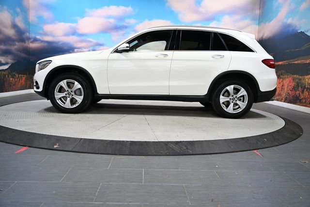 Used 2018 Mercedes-Benz GLC 300 4MATIC image 4