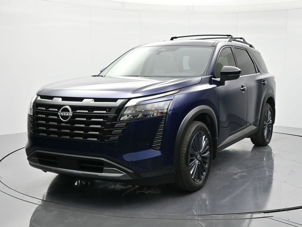 New 2026 Nissan Pathfinder SL w/ SL Premium Package (P04)