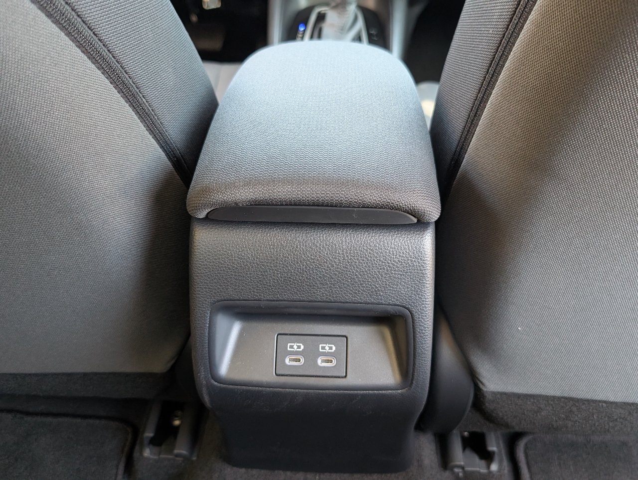Used 2026 Toyota Corolla LE w/ Carpet Mat Package (TMS) FWD image 7