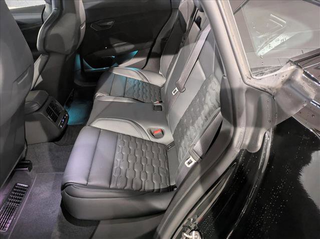 New 2026 Audi RS e-tron GT performance image 17