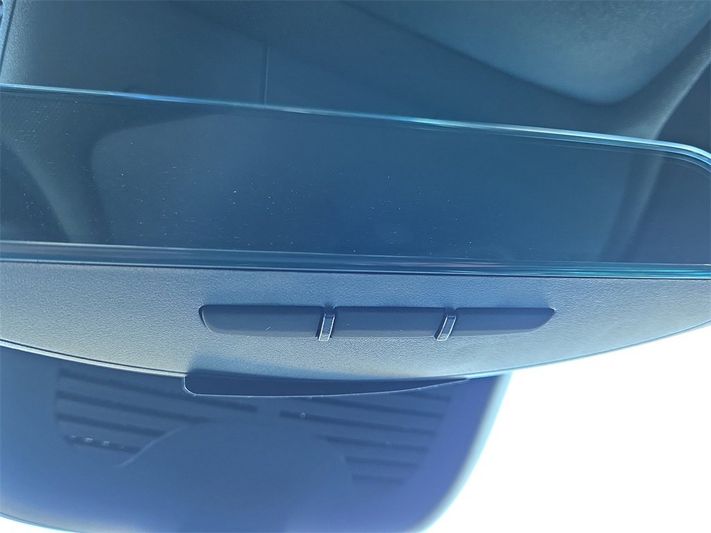 Certified 2025 Mercedes-Benz GLB 35 AMG 4MATIC image 27