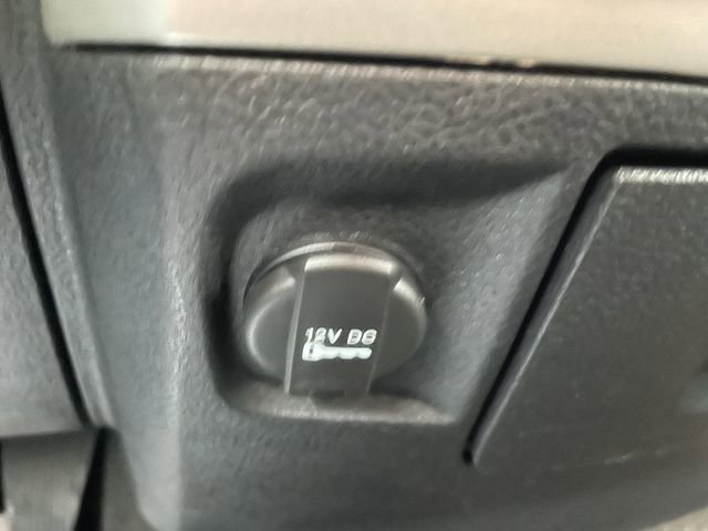 Used 2015 RAM 2500 SLT image 15