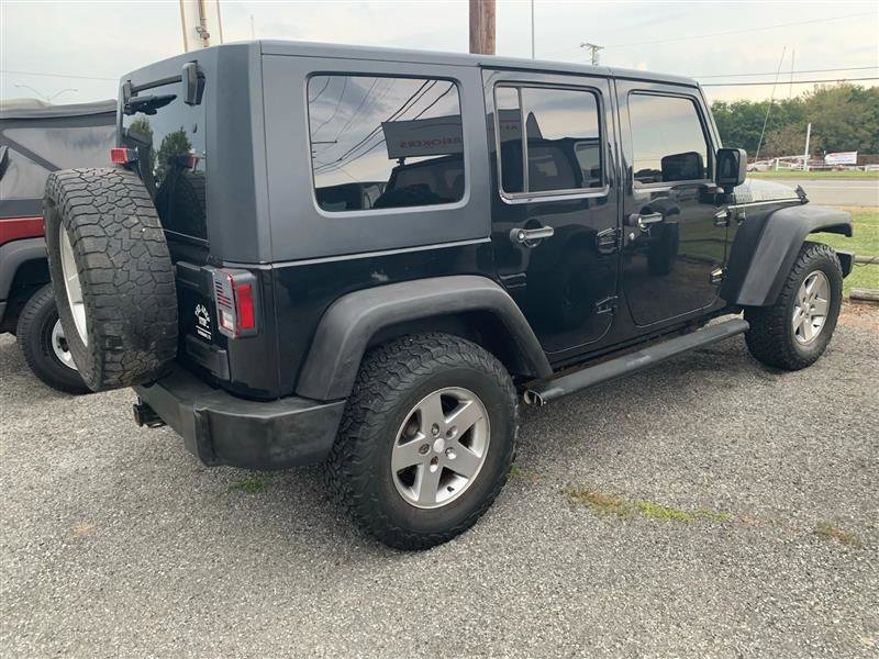 Used 2010 Jeep Wrangler Unlimited Rubicon w/ Trailer Tow Group image 32