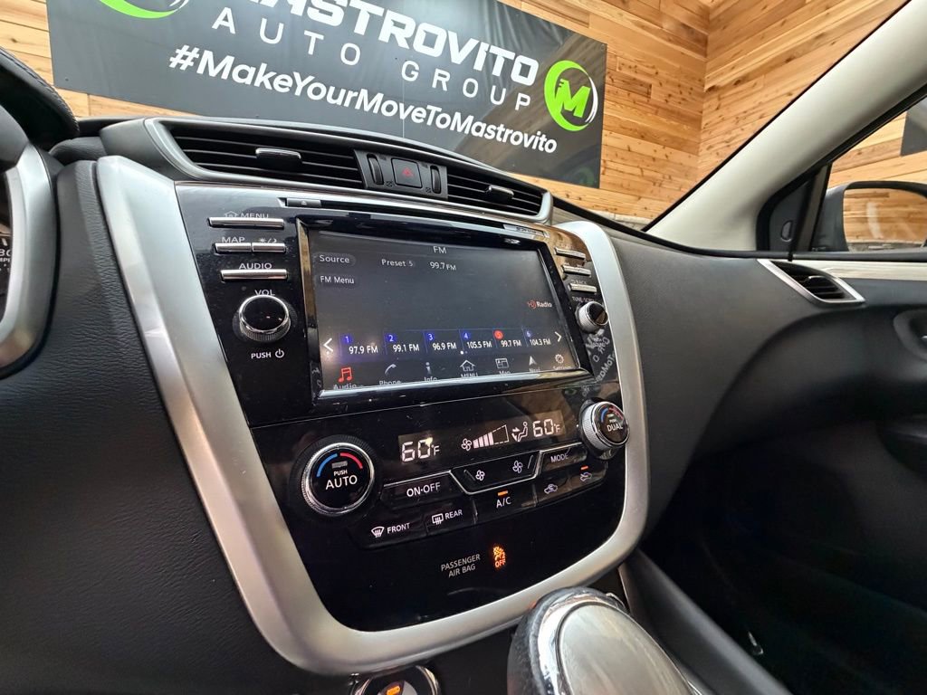 Used 2018 Nissan Murano SV image 18