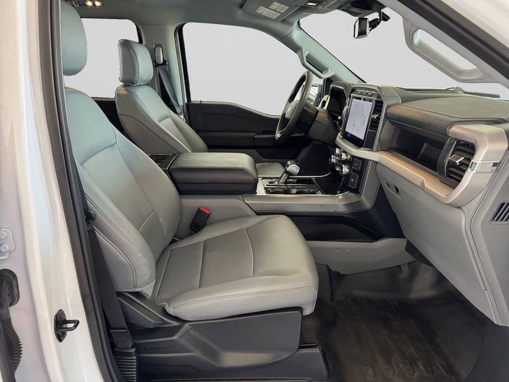 Used 2023 Ford F150 Lightning Pro image 15