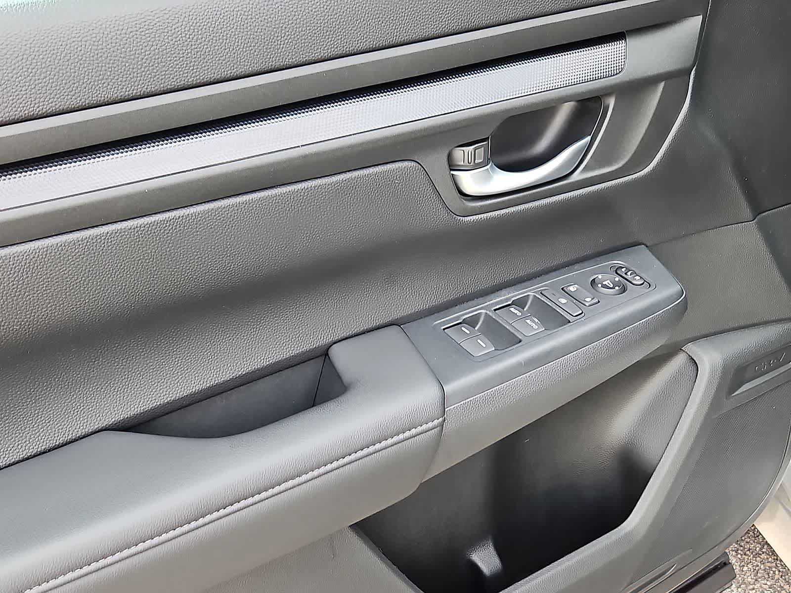 Used 2024 Honda CR-V EX image 29