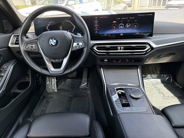 Used 2023 BMW 330i xDrive Sedan AWD/4WD image 15