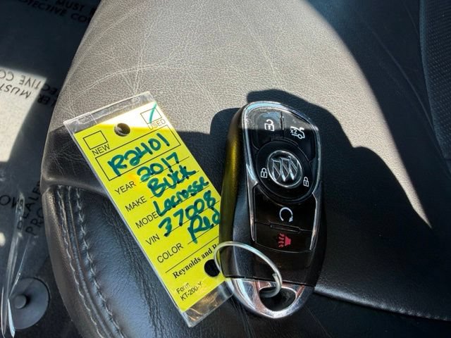 Used 2017 Buick LaCrosse Essence FWD image 47
