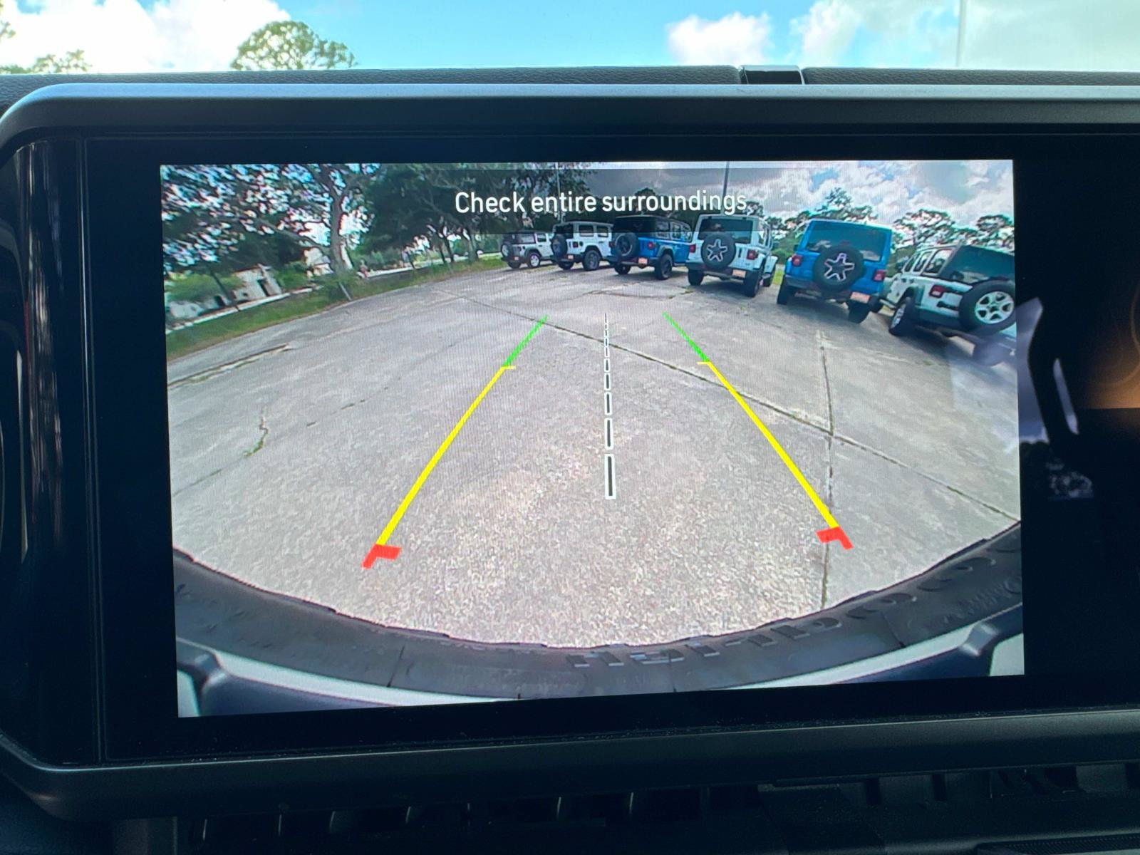 Certified 2024 Jeep Wrangler Unlimited Sahara AWD/4WD image 22