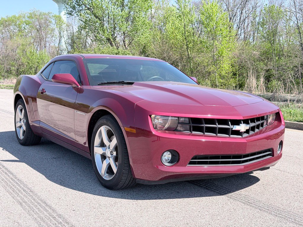 Used 2010 Chevrolet Camaro LT RWD image 19