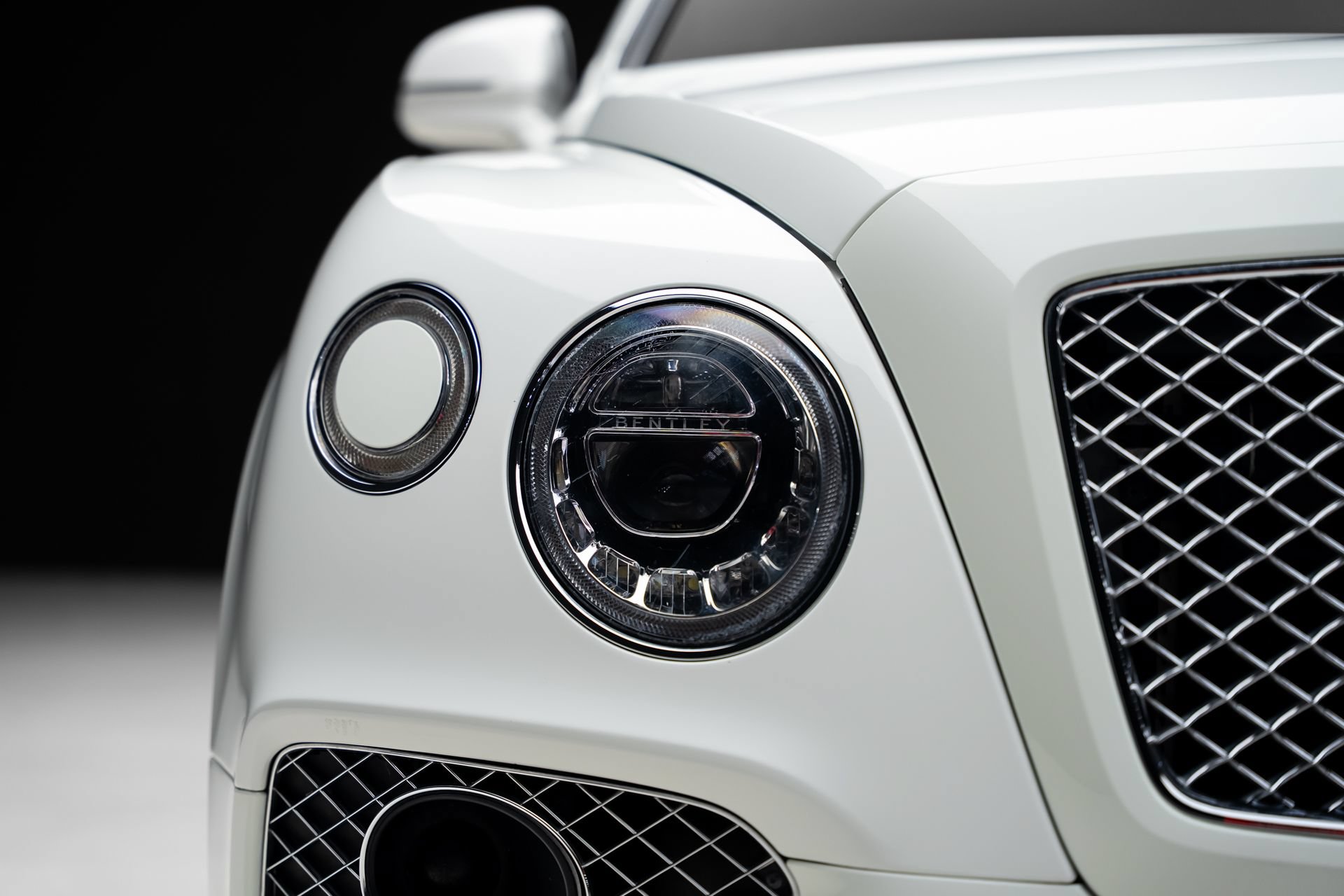 Used 2018 Bentley Bentayga AWD/4WD image 9