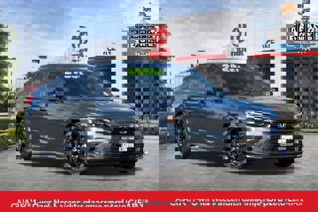 Used 2024 Honda Civic Sport image 2