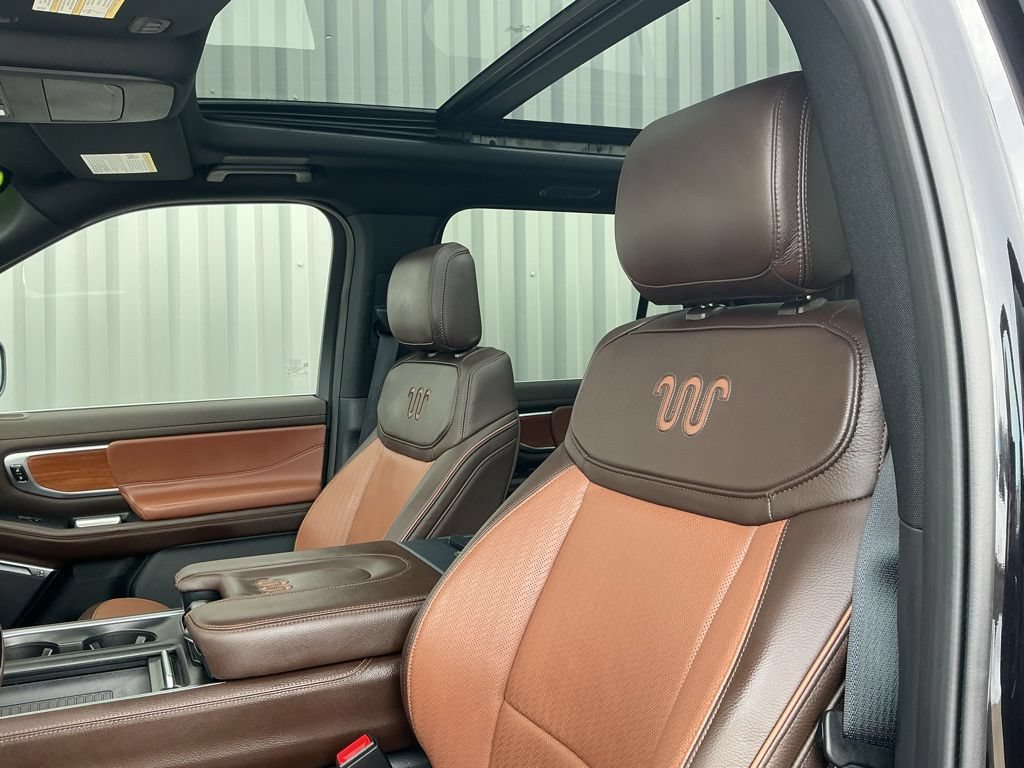 Used 2025 Ford Expedition Max King Ranch AWD/4WD image 11