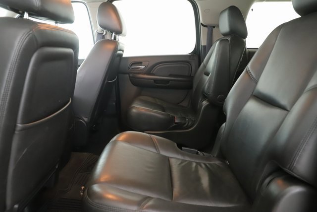 Used 2013 GMC Yukon XL Denali image 27