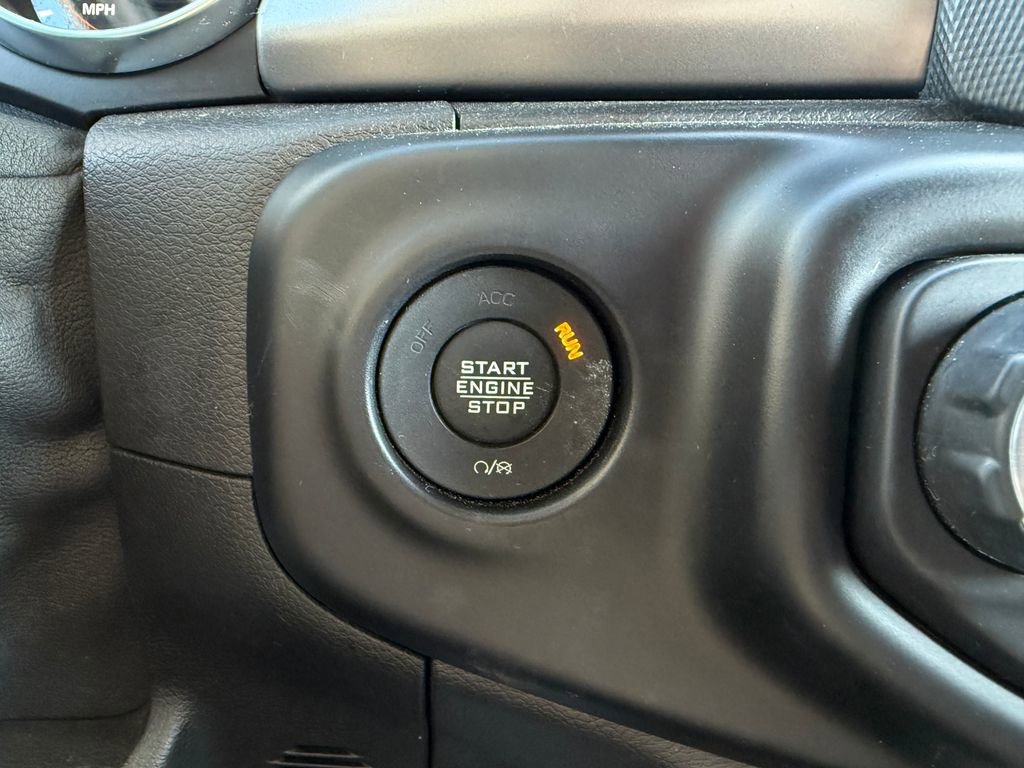 Used 2021 Jeep Wrangler Unlimited Sport image 26