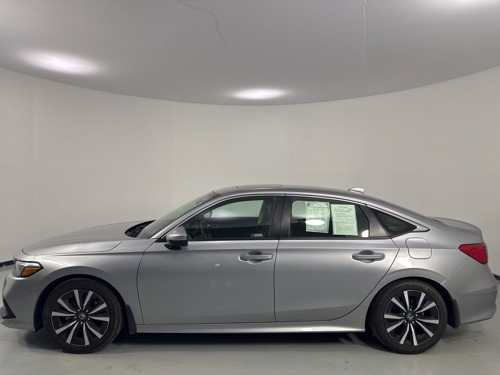 Used 2024 Honda Civic EX image 4