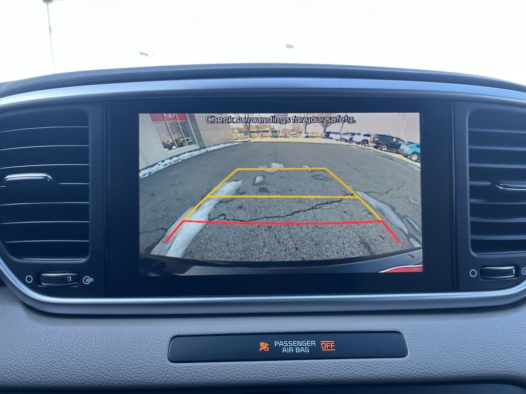 Used 2020 Kia Sportage LX image 21