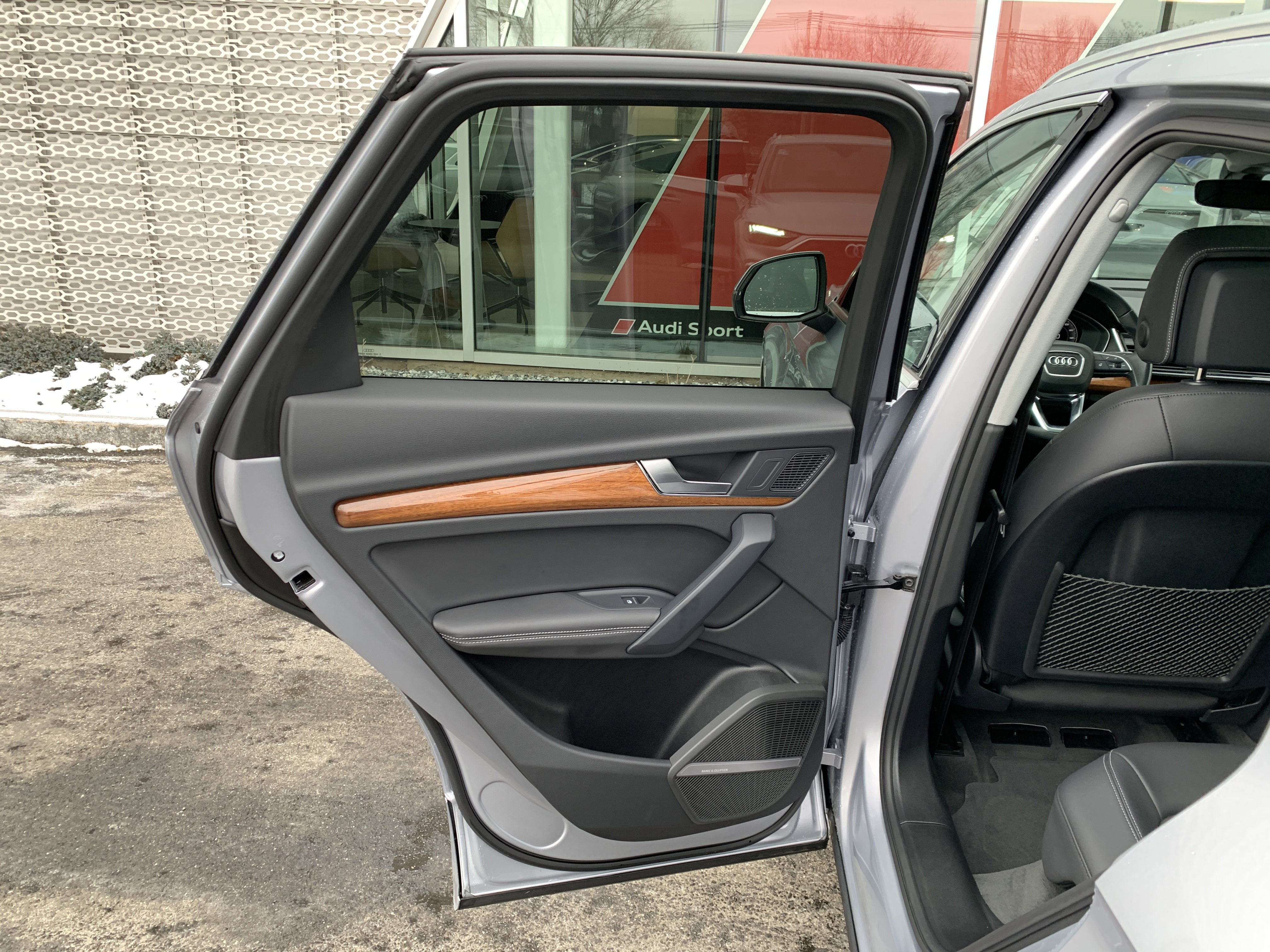 Certified 2023 Audi Q5 2.0T Premium Plus w/ Premium Plus Package image 18