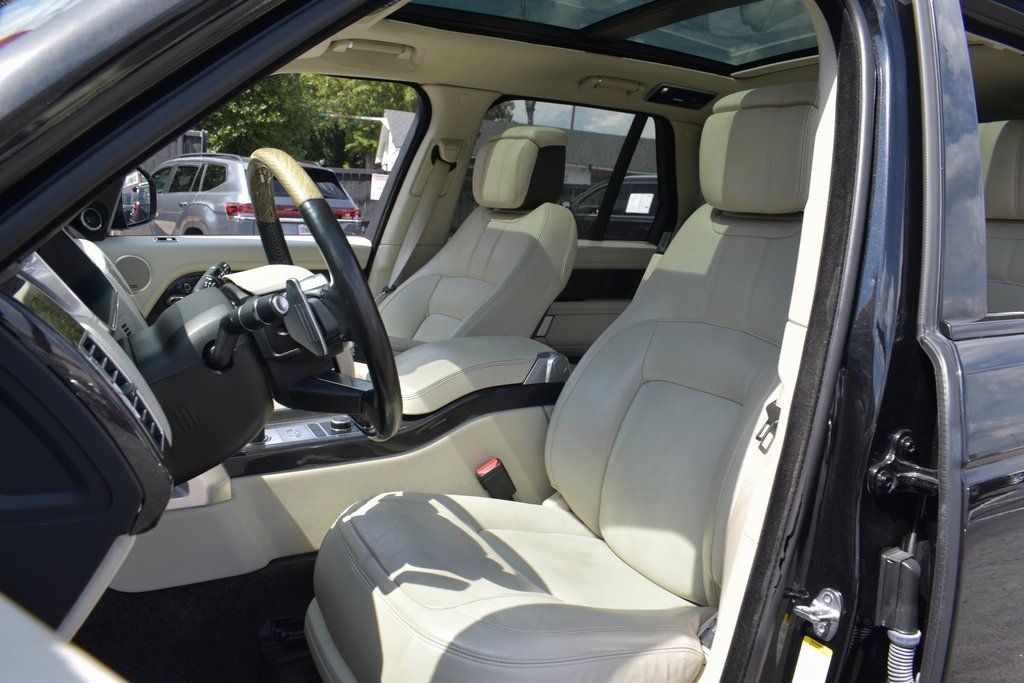 Used 2019 Land Rover Range Rover Autobiography image 13