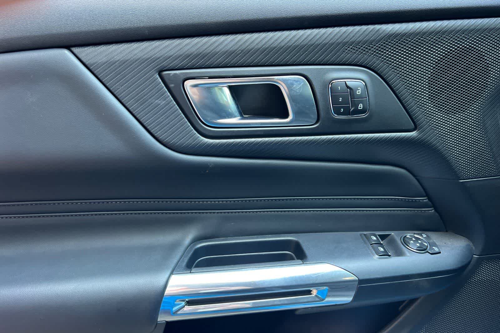 Used 2025 Ford Mustang GT Premium RWD image 15