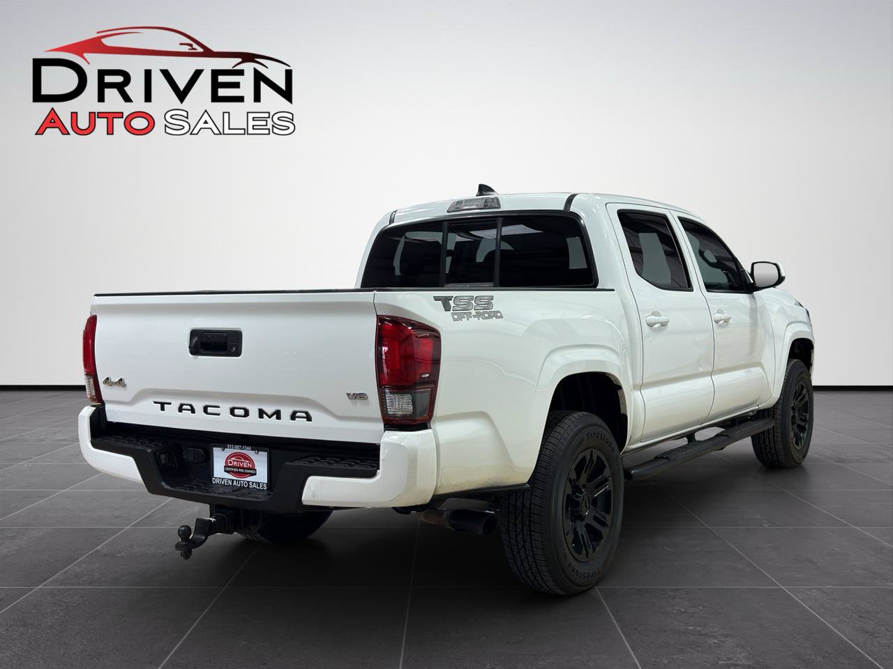 Used 2022 Toyota Tacoma SR AWD/4WD image 7