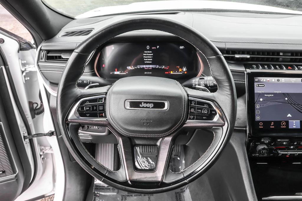 Used 2023 Jeep Grand Cherokee Overland w/ Adv Protech Group III AWD/4WD image 23