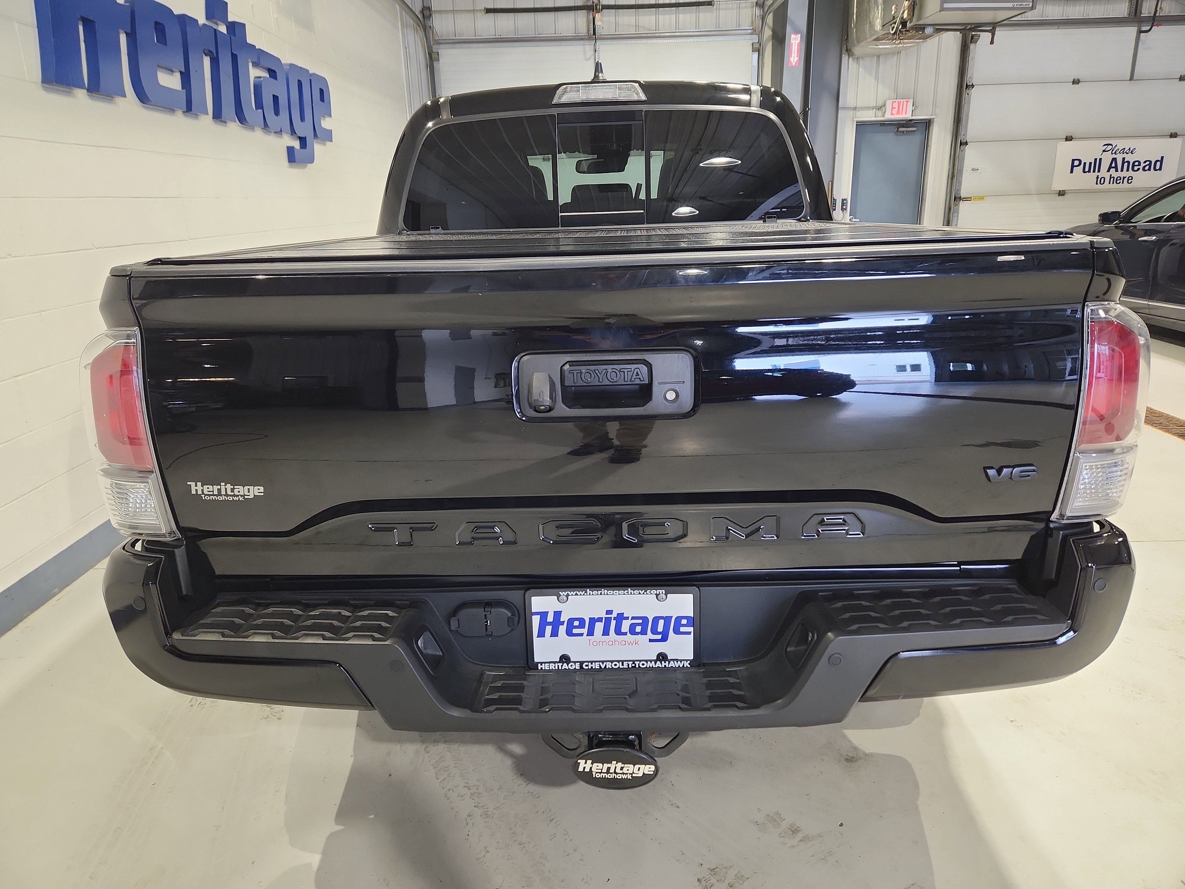 Used 2023 Toyota Tacoma TRD Off-Road image 30