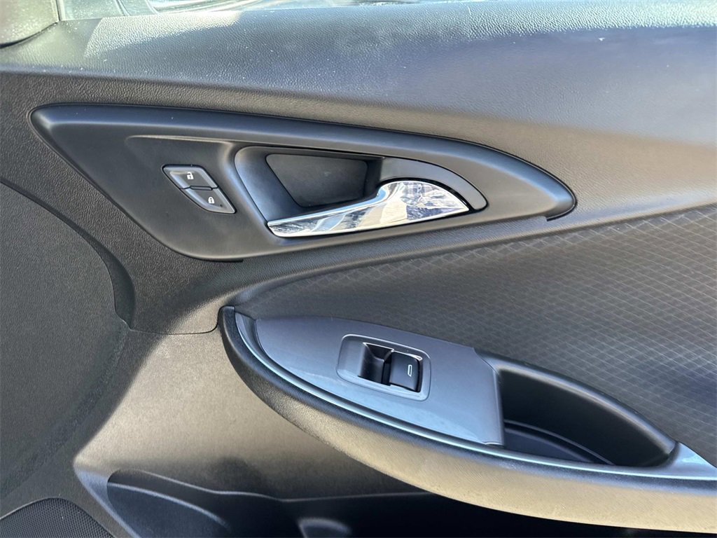 Used 2022 Chevrolet Malibu LT image 15