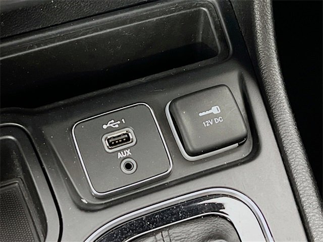 Used 2020 Jeep Cherokee Latitude Plus image 20