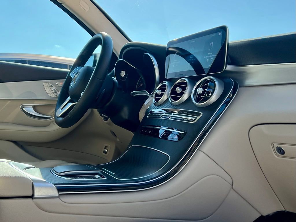 Certified 2022 Mercedes-Benz GLC 300 4MATIC image 16
