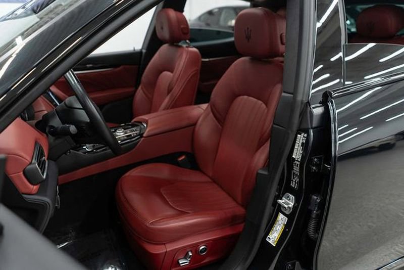 Used 2022 Maserati Levante GT image 9