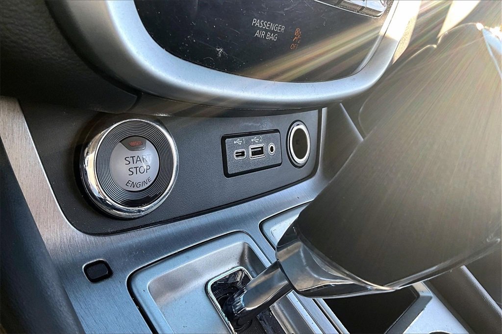 Used 2022 Nissan Murano SV image 15