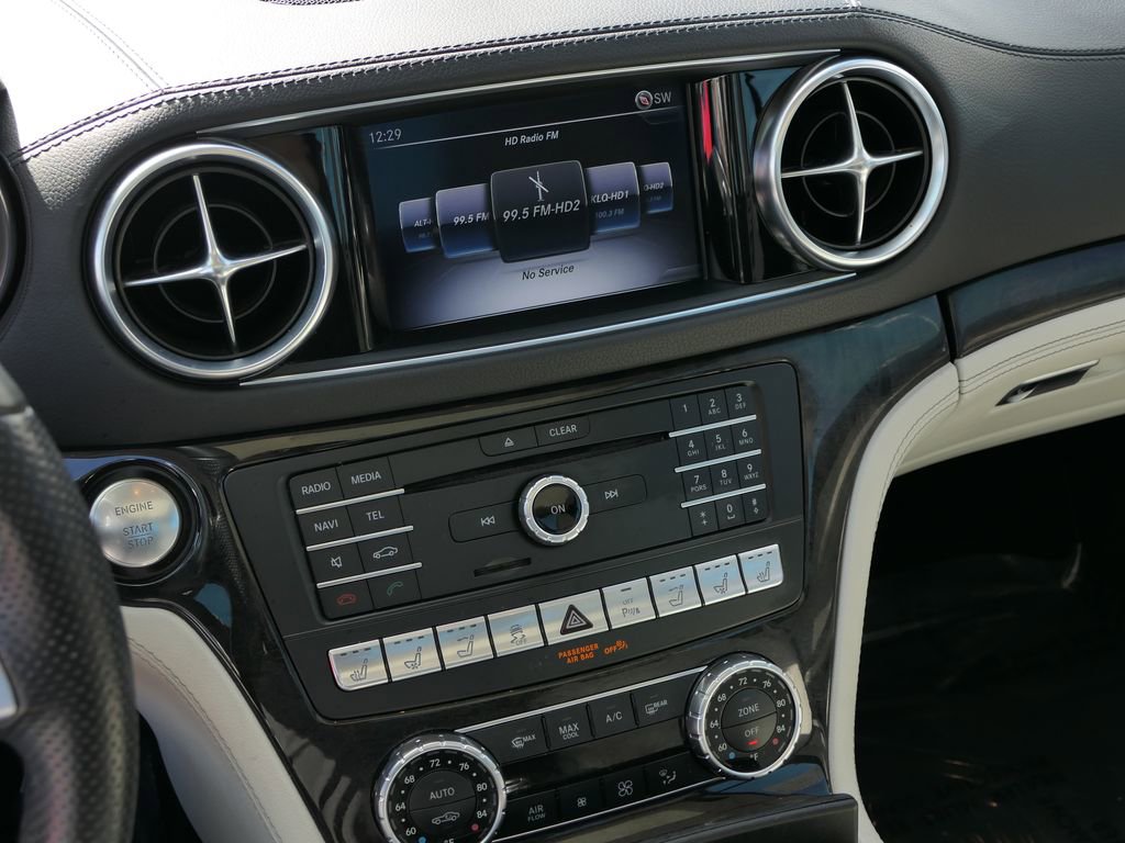 Used 2019 Mercedes-Benz SL 550 image 19