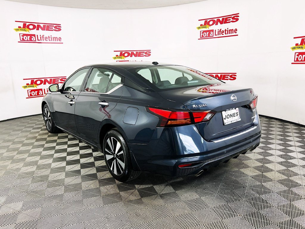 Used 2021 Nissan Altima 2.5 SL AWD/4WD image 2