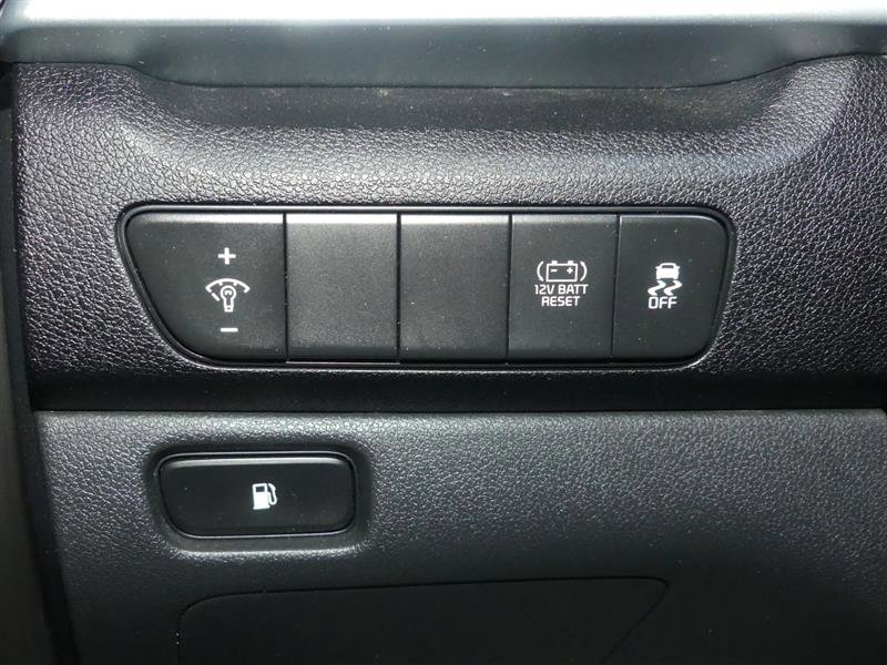 Used 2022 Kia Niro LX FWD image 28