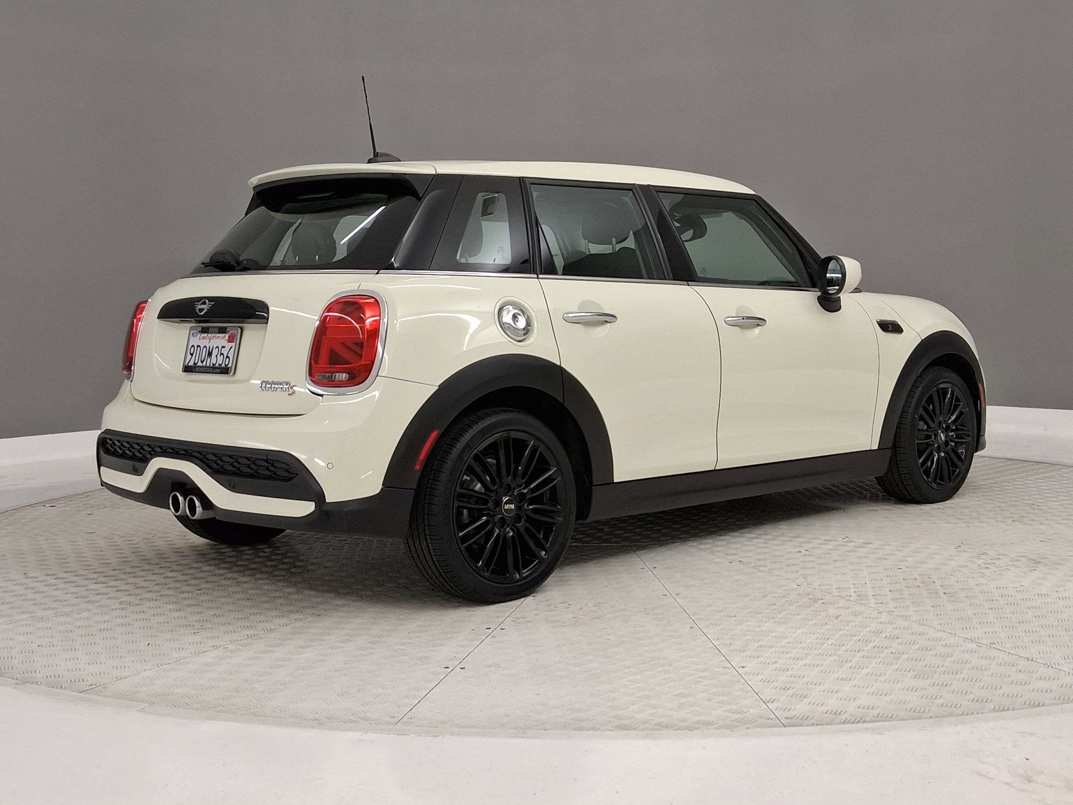 Certified 2023 MINI Cooper S FWD image 7