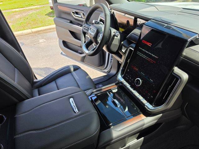 New 2026 GMC Yukon XL Denali w/ Sun & Power Step Package AWD/4WD image 24