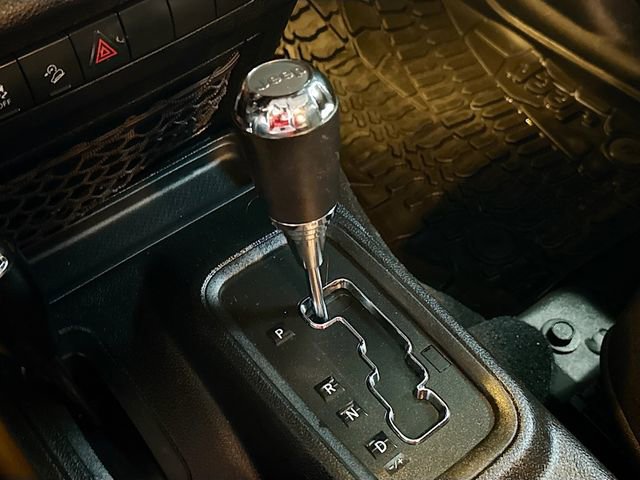 Used 2018 Jeep Wrangler Unlimited Sport image 15