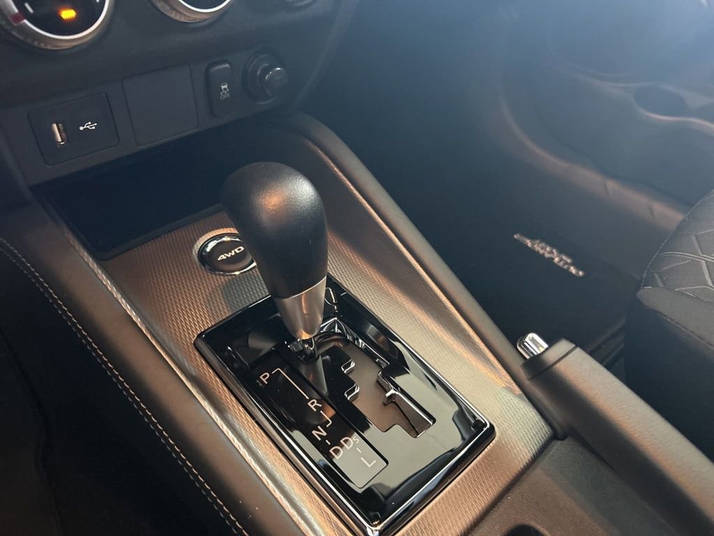New 2025 Mitsubishi Outlander Sport ES image 8