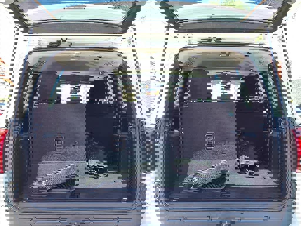 Used 2018 Toyota Sequoia TRD Sport AWD/4WD image 6