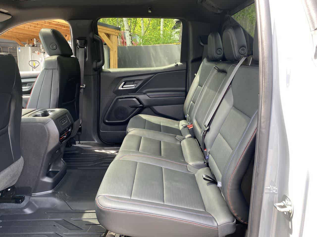 Used 2025 Chevrolet Silverado EV RST AWD/4WD image 16